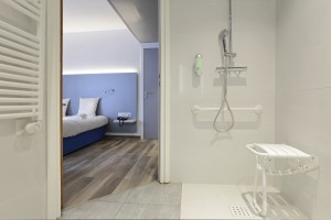 salle de bain douche quipe pour personnes handicapes